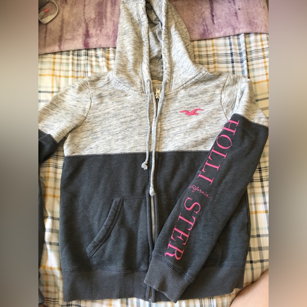 Two tone light and dark gray zip up